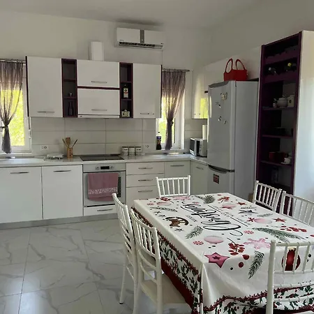 Vlore Casa Vacanze Tatil Evi *