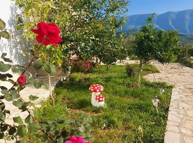 Vlore Casa Vacanze 度假居 *